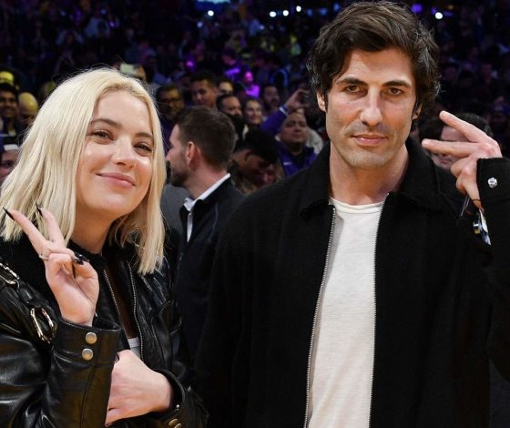 Звезда «Милых обманщиц» Эшли Бенсон впервые стала мамой