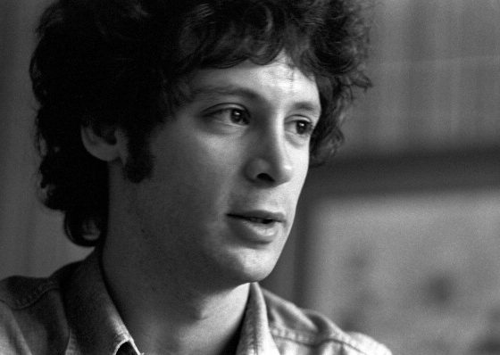 Умер во сне: не стало автора хита All By Myself Эрика Кармена