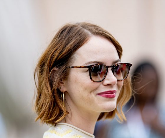 «Не помню такого»: Эмма Стоун оправдывается за оскорбление ведущего «Оскара»