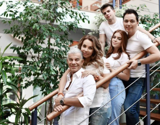 Сын Олега Газманова отказался от его фамилии