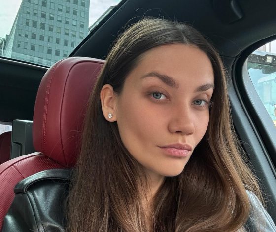 Больше 60 штук: Карина Истомина показала новую татуировку