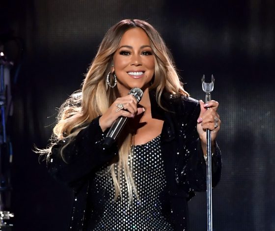 55 — Мэрайя Кэри ягодка опять: певица восхитила подписчиков новым фото