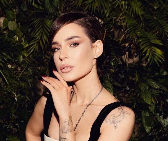 Севиль впервые вышла в свет после свадьбы с Toni