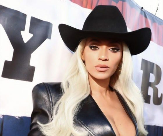 «Официально друзья»: Бейонсе прислала букет своему двухлетнему поклоннику