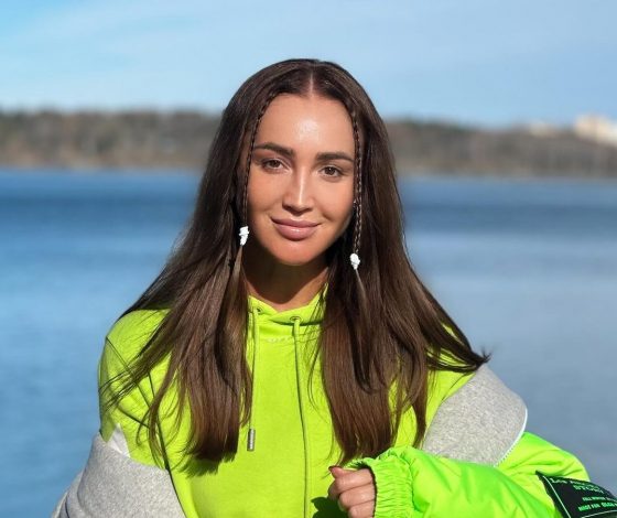 «Я всегда больше думаю о людях, чем о себе»: Ольга Бузова рассказала об одиночестве