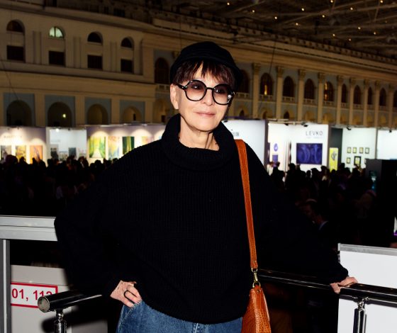 Ирина Хакамада перевела мошенникам почти полмиллиона рублей