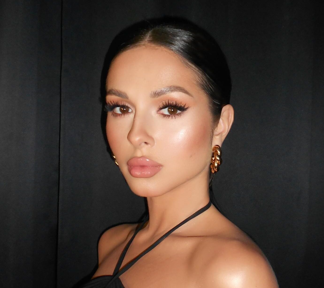 Nyusha in an ultra-short dress talked about a new life after the divorce