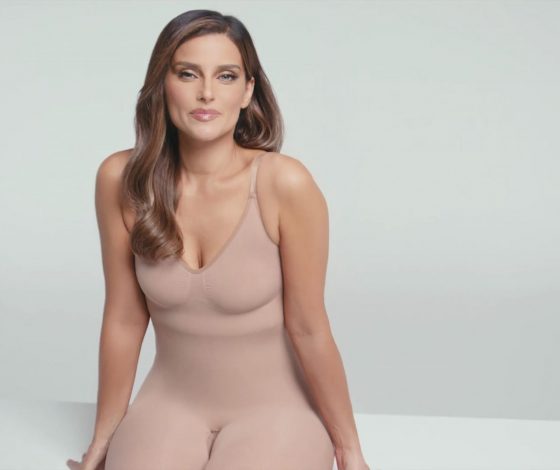 Вернувшуюся на сцену Нелли Фуртадо едва узнали во время выступления