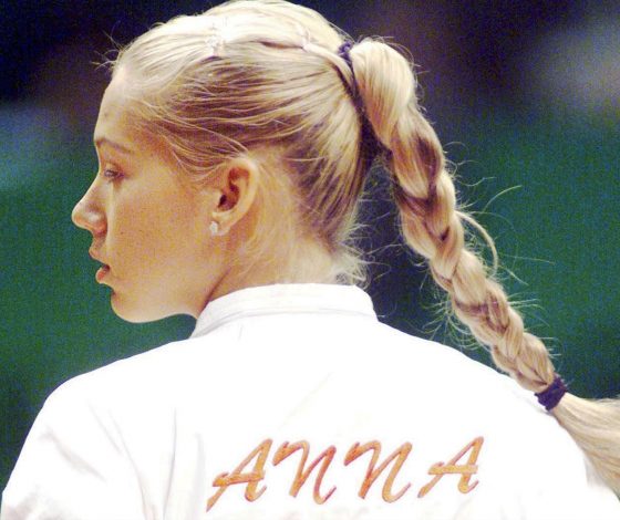 Коса теннисистки Анны Курниковой – самая модная прическа этого лета, с которой уже появилась Зендея