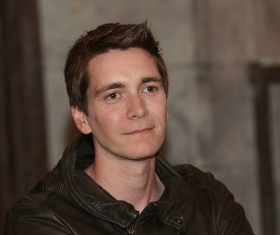 Звезда «Гарри Поттера» Оливер Фелпс рассказал, как испортил романтичный момент влюбленной паре