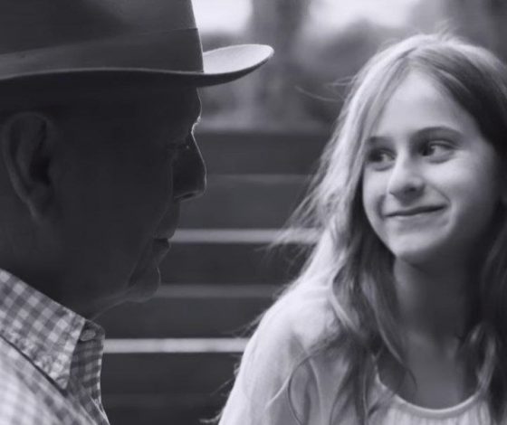 Дочь тяжелобольного Брюса Уиллиса Эвелин Пенн празднует десятилетие