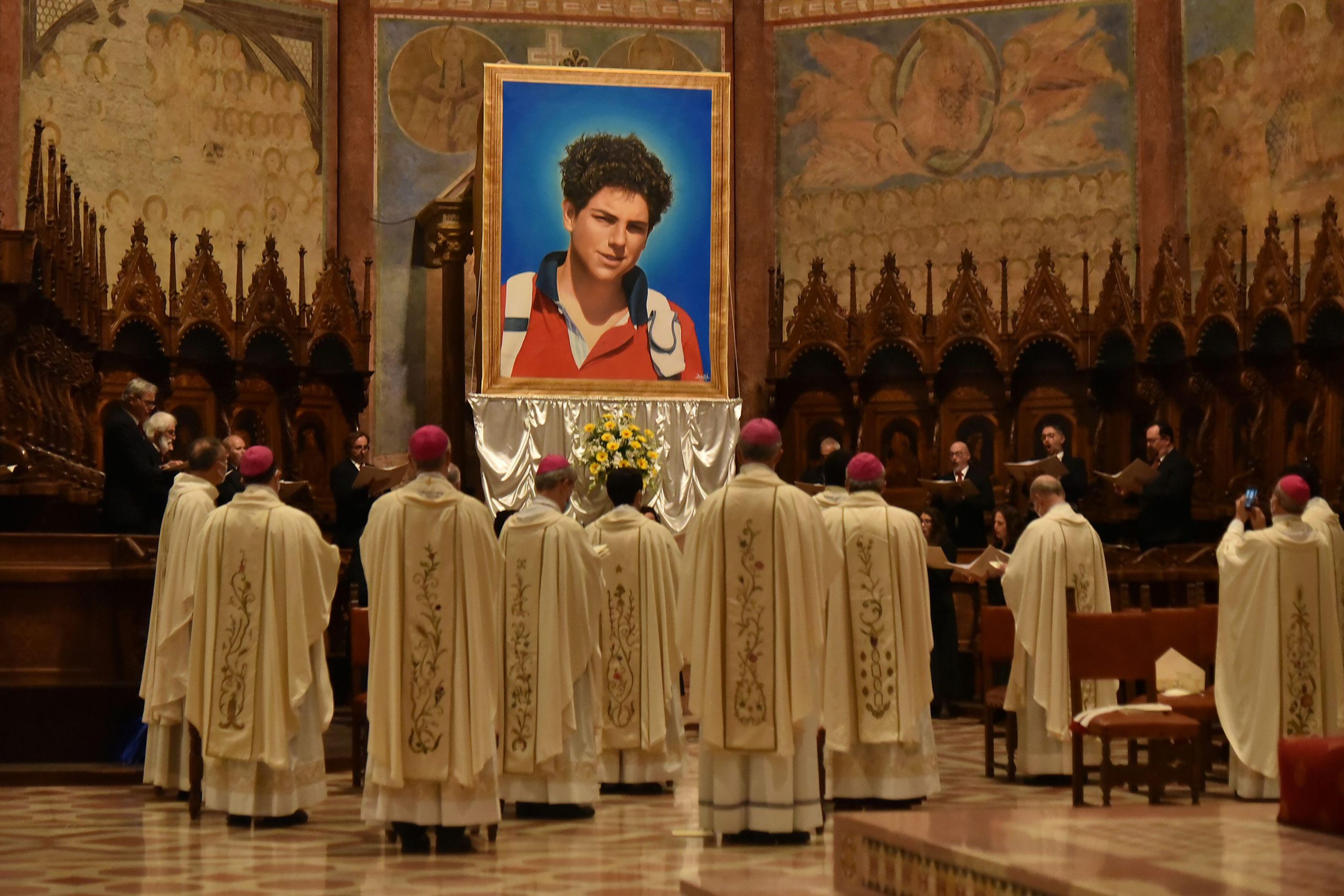Pope decides to canonize a millennial blogger for the first time
