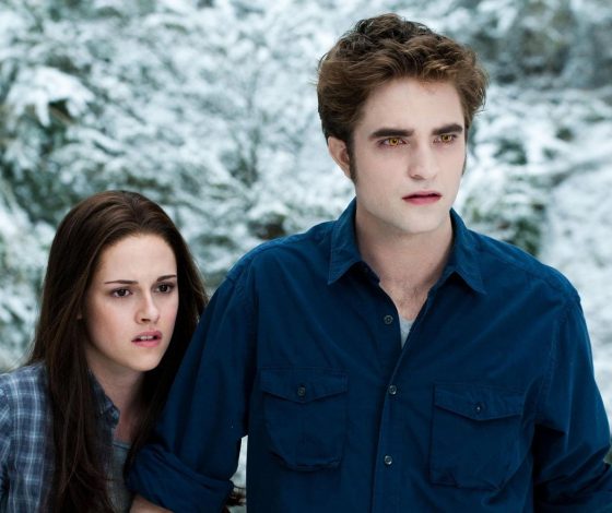 «Сумерки» возвращаются в кинотеатры и снова сводят фанатов с ума