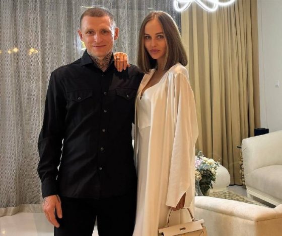 Футболист Павел Мамаев и его жена Надежда ждут ребенка
