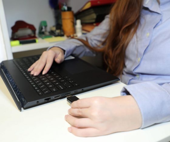 Создана флешка, которая может храниться 200 лет. Но есть одно условие