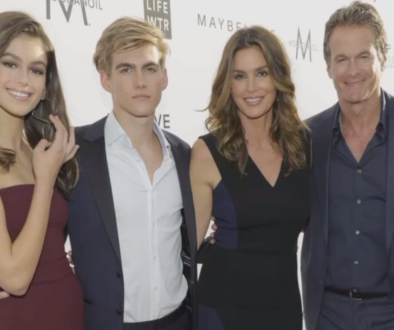 «Спасибо за то, что сделали меня мамой»: Синди Кроуфорд раскрыла свой секрет воспитания детей