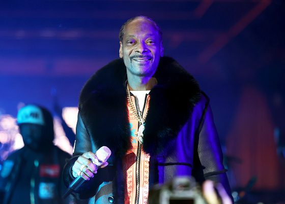 Любовь с первого взгляда: Снуп Догг отметил 27-ю годовщину свадьбы с супругой