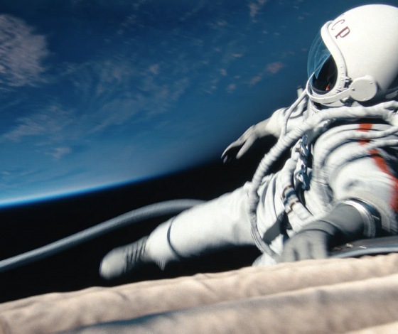 Впервые в истории человечества: на Землю доставили элементы с обратной стороны Луны