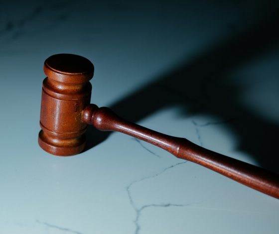 Вспышка ботулизма в Москве: суд приостановил на 90 дней деятельность «Кухни на районе»