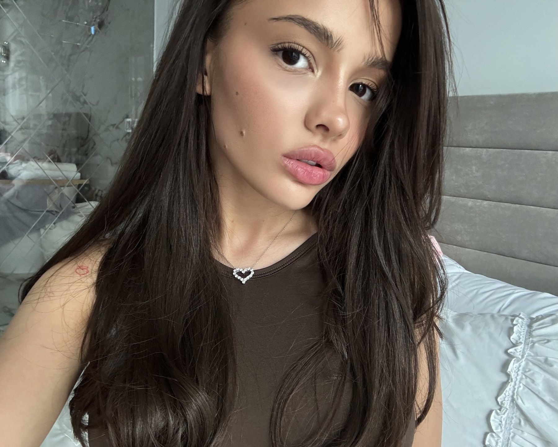 Nothing extra: Valya Carnival showed herself without makeup
