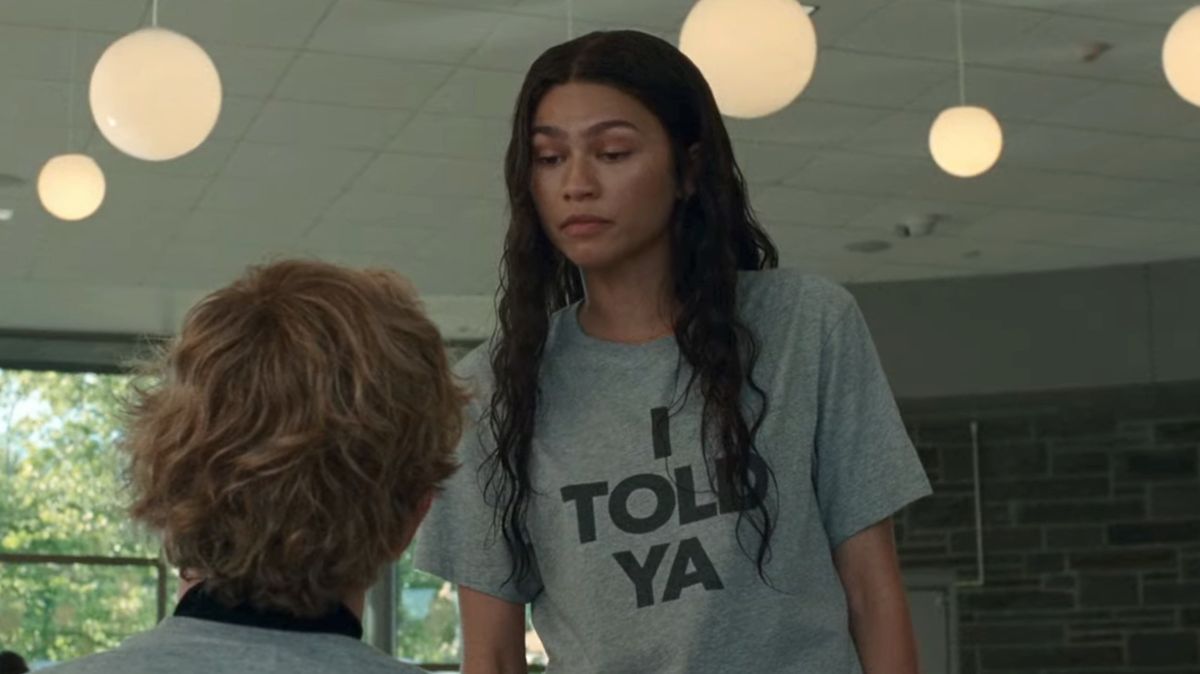 What does the coolest t-shirt of the season look like, worn by Zendaya, Jennifer Lawrence and other fashion influencers?