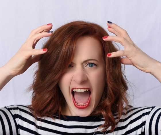 6 ситуаций, которые бесят миллениалов. Спойлер: не зови их на вечеринку