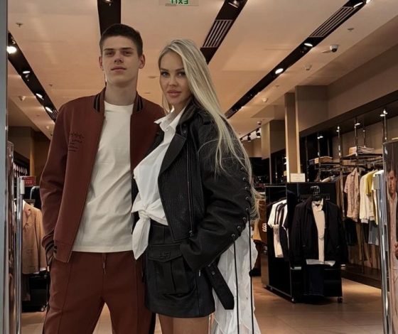 Как звезды поздравили своих детей с выпускными: Мария Погребняк, Дженнифер Гарнер и другие