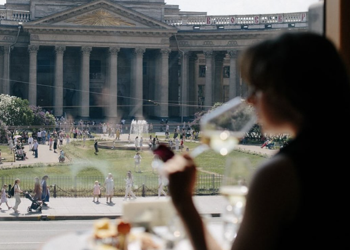 Summer St. Petersburg: where to go for the weekend
