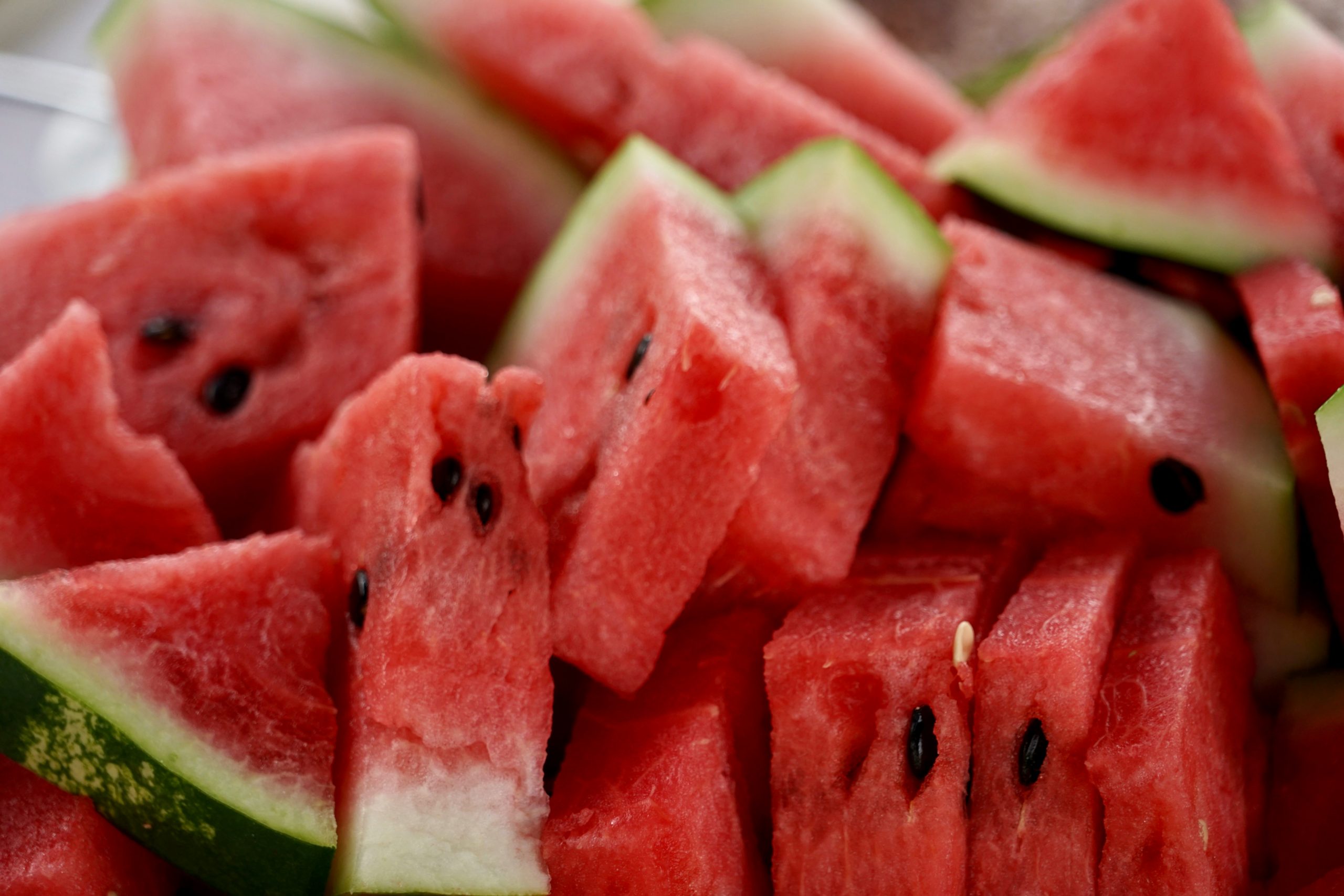 Choosing a delicious watermelon: we have collected 9 important rules