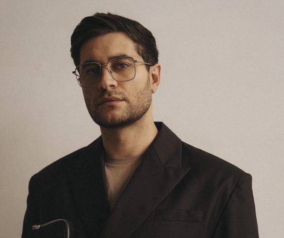 Дава поделился первой совместной фотосессией с будущей женой