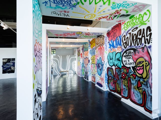 Граффити и пинг-понг: что еще представлено на интерактивной выставке «Искусство.Культура.Спорт»
