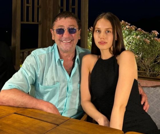 Григорий Лепс подарил своей невесте 15 тысяч роз