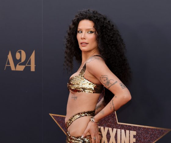 Холзи призналась, что перепела песню Бритни Спирс из ревности