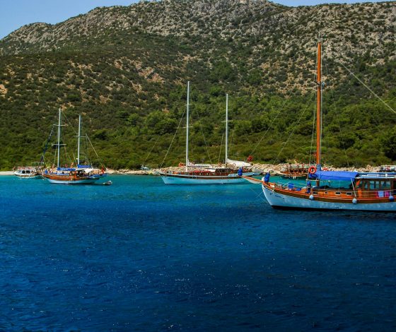 Куда поехать за границу на выходные?