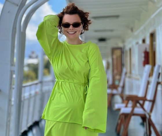 Татьяна Брухунова впервые выгуляла свое «роскошное ожерелье». Вот как оно выглядит