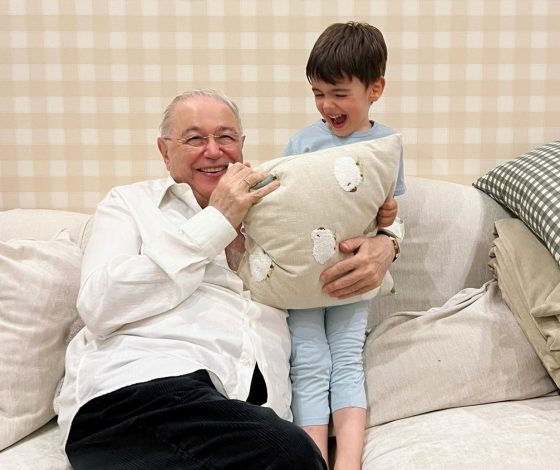 Копия отца: жена Евгения Петросяна показала повзрослевшего сына на отдыхе