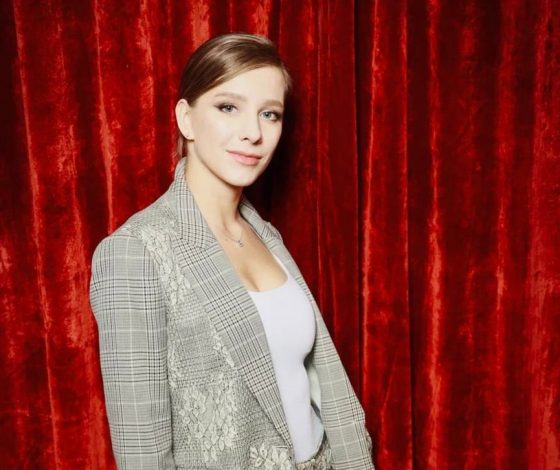 Елизавета Арзамасова поделилась редким семейным фото