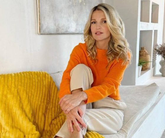 Редкое фото: Женя Малахова поделилась кадрами с мужем и сыном, лица которых скрывает