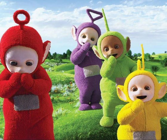 Самая маленькая актриса «Телепузиков» стала мамой. Вот как она выглядит теперь