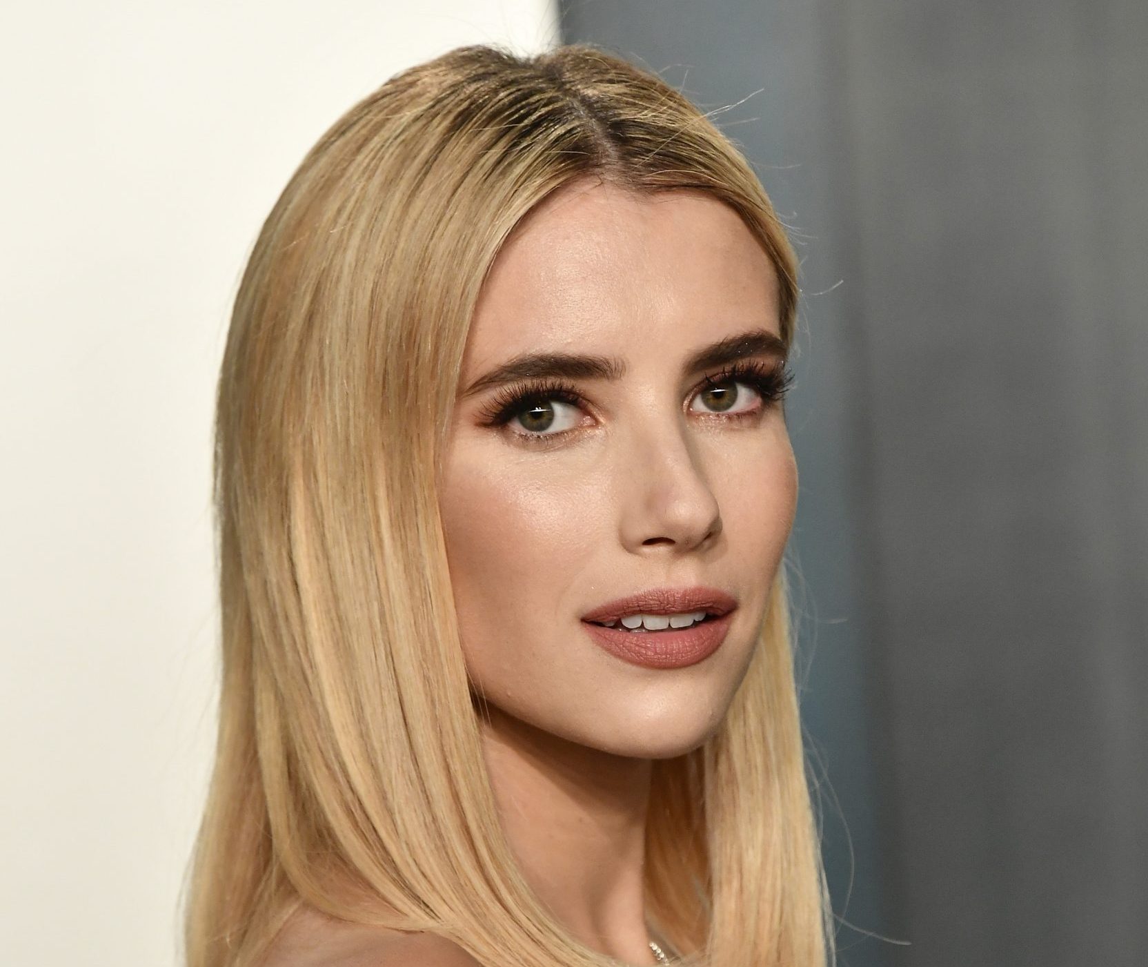 Emma Roberts changed her hair style. What does “Scream 7” have to do with this?