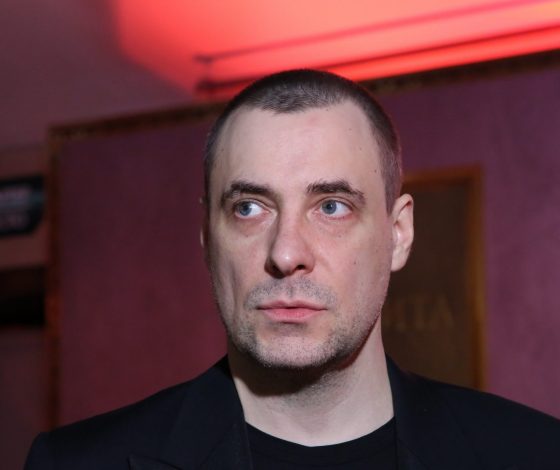 Редкое фото: Евгений Цыганов показал старшего сына, сравнив с собой