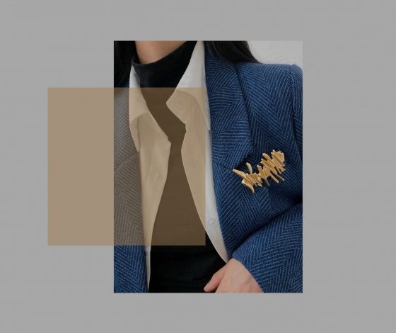 Брошь – самое трендовое украшение грядущей осени. И чем она больше, тем лучше