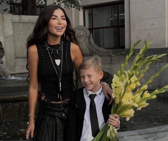 Русские звезды показывают, как готовятся к походу в школу детей