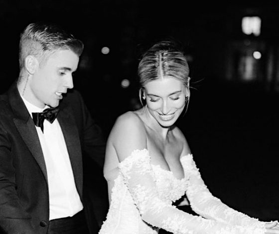 Хейли и Джастин Бибер празднуют шестую годовщину свадьбы: самые милые фото пары