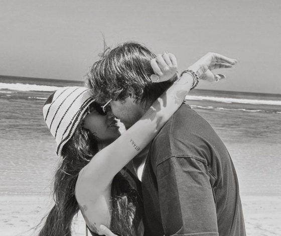 Айза-Лилуна Ай объяснила, почему не хочет афишировать новые отношения