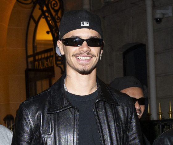 Ромео Бекхэм неожиданно сменил имидж: смотри фото