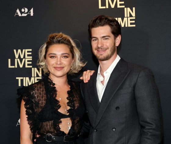 Флоренс Пью рассказала, почему позволила Эндю Гарфилду по-настоящему постричь ее налысо в драме «Время жить»