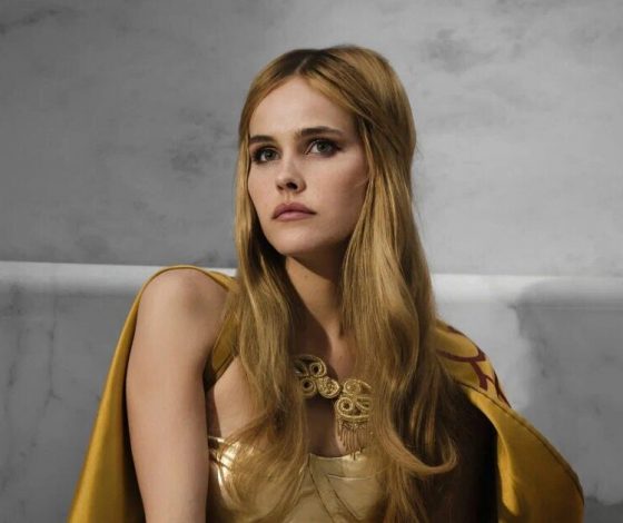 Как у Афродиты: маникюр в стиле греческой богини стал трендовым