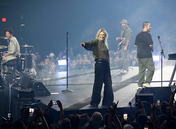 Мать Честера Беннингтона рассказала, кто должен был стать новым солистом Linkin Park