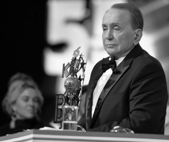 Михаил Галустян, Павел Воля и другие: звезды прощаются с Александром Масляковым